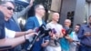Advokat Miroje Jovanović ispred Višeg suda u Podgorici (Foto: Jovo Radulović/VOA)