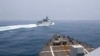 Dalam foto yang dirilis AL Amerika, kapal perusak AS USS Chung-Hoon menuding kapal AL China melakukan manuver "tidak aman" di Selat Taiwan, Sabtu, 3 Juni 2023. AS menuduh kapal China memotong dengan tajam jalur kapal AS, memaksa kapal AS melambat untuk menghindari tabrakan. 