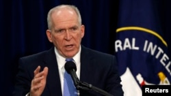 Direktur CIA John Brennan membela metode interogasi CIA terhadap para tersangka teroris, dalam jumpa pers hari Kamis (11/12).