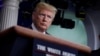 "Cuesta creer que con 60.000 [muertos] puedas estar contento jamás, pero son muchos menos de los que se nos dijo en un principio", dijo Trump al ser preguntado por el posible impacto de la pandemia en EE.UU.