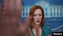 Juru bicara Gedung Putih Jen Psaki melakukan konferensi pers di Gedung Putih, Washington, pada 4 Maret 2022. (Foto: Reuters/Evelyn Hockstein)