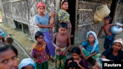 Warga Muslim Rohingya di kamp pengungsi di luar Sittwe, Myanmar.