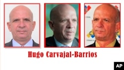 ARCHIVO: Fotos de Hugo (el Pollo) Carvajal en un anuncio de recompensa por su captura del Departamento de Justicia de EEUU del 26 de marzo de 2020.