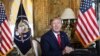 El presidente de Estados Unidos, Donald Trump, habla a los medios después de participar en una videoconferencia con miembros del ejército, el martes.
