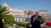 Bernie Sanders a eu un entretien privé avec le pape