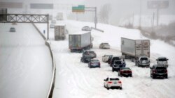 EEUU enfrenta un crudo invierno con tormentas de nieve, fuertes vientos y temperaturas congelantes

