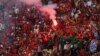 Les supporters de l'équipe du Maroc fête leur victoire à Abidjan, le 11 novembre 2017.
