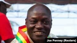 Le président bissau-guinéen José Mário Vaz, lors d'un rassemblement politique à Bissau, en Guinée-Bissau, le 11 avril 2014.