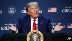 El presidente Donald Trump durante una mesa redonda celebrada este jueves 11 de junio, en Dallas, Texas, bajo el título 'Transición a la grandeza: restauración, reconstrucción y renovación'.