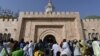 Voile islamique: des élèves réadmises dans une école catholique de Dakar après une intervention du Vatican