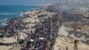 Dân Gaza đổ về miền bắc sau bước đột phá về thả con tin