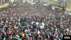Activistas en Siria dicen que más de 60 personas han fallecido este miércoles.