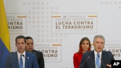 El presidente de Colombia, Iván Duque, habla durante una reunión regional junto al líder opositor venezolano Juan Guaidó, en Bogotá, el 20 de enero de 2020. [Foto de archivo].